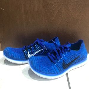 Nike Free Run Flyknit in size 8.5